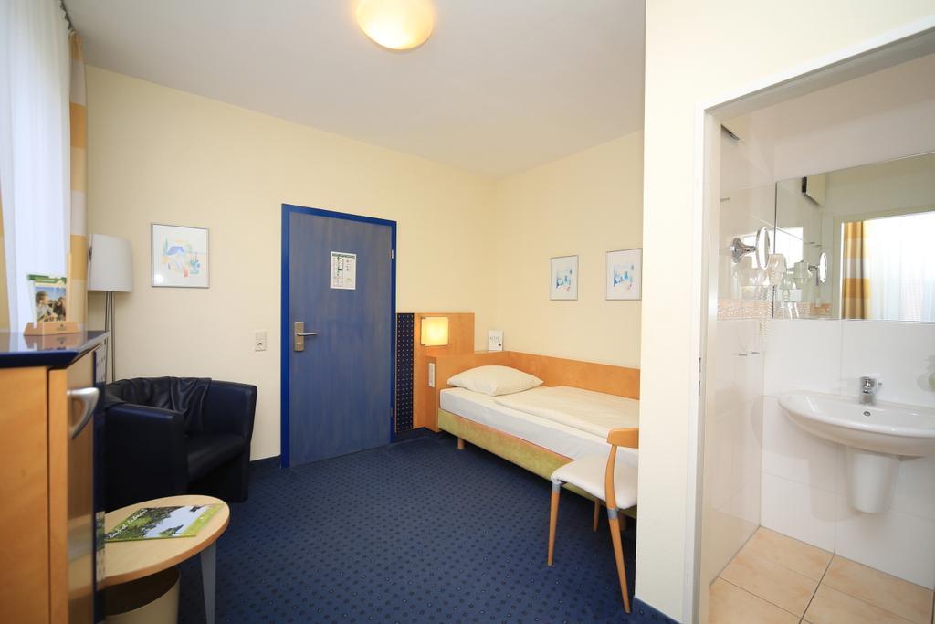 Landidyll Hotel Klostermuehle Munchweiler an der Alsenz Экстерьер фото